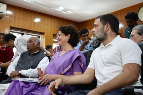 Priyanka files nomination for Wayanad Bypoll