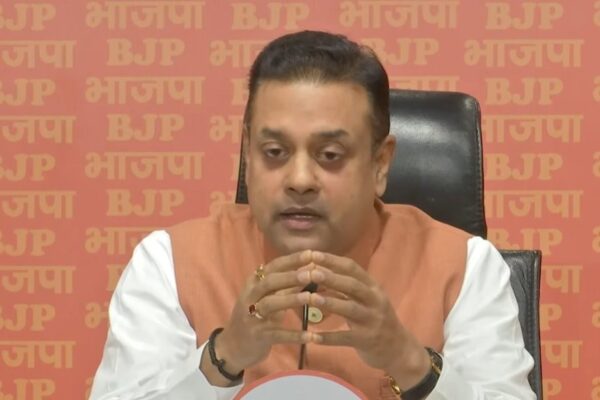 ‘ Bitcoin scam’ done on directions of Rahul, Sonia Gandhi: BJP