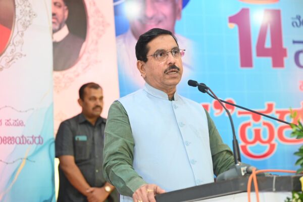 13 major e-commerce platforms sign safety pledge to ensure consumer protection
