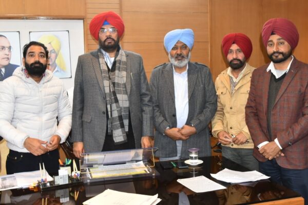 Punjab Cabinet Sub-Committee holds productive talks with employee unions