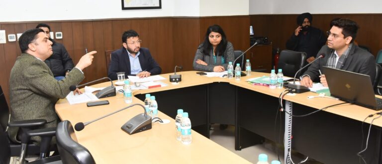 Local Bodies Minister urges faster completion of smart city projects