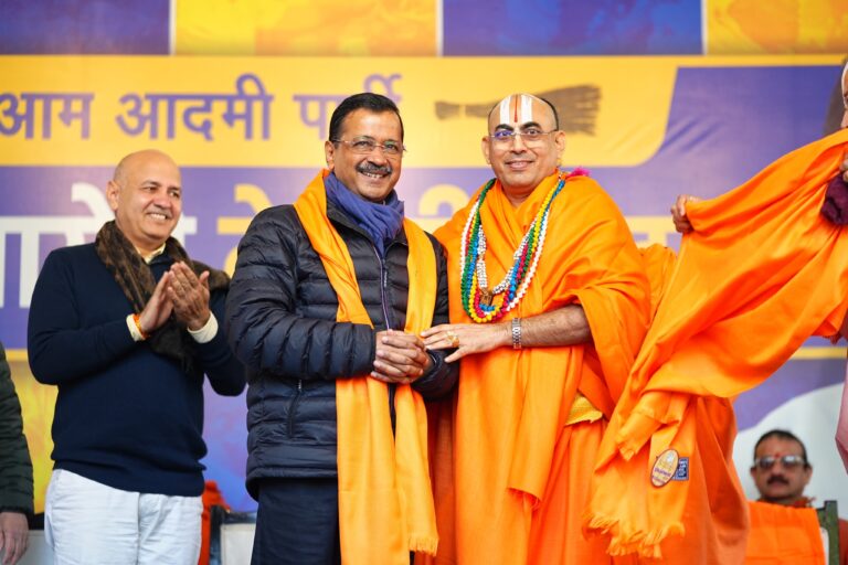 Kejriwal thanks Mamata Banerjee for TMC’s support in Delhi elections
