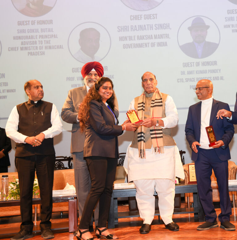 India’s tech sector set to hit 350 billion dollars: Rajnath Singh