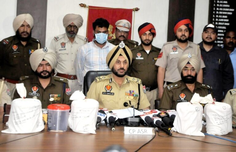 Punjab Police bust cross border drug cartel, one held with 8.08 kg heroin