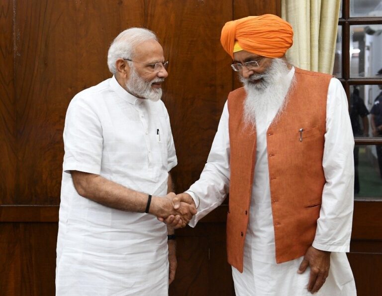 ‘Towering statesman with great wisdom’: PM Modi condoles Dhindsa’s death