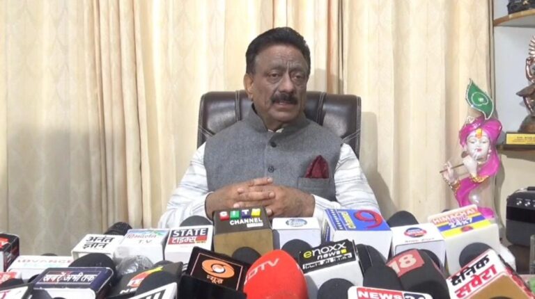 Ban Apple Imports from Turkey: Kuldeep Singh Rathore