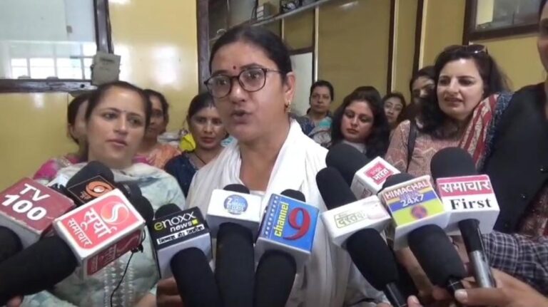 Parents protest against HRTC school bus fare hike in Himachal