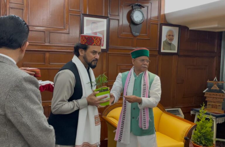 Constitution Bill committee members meet Governor Shukla