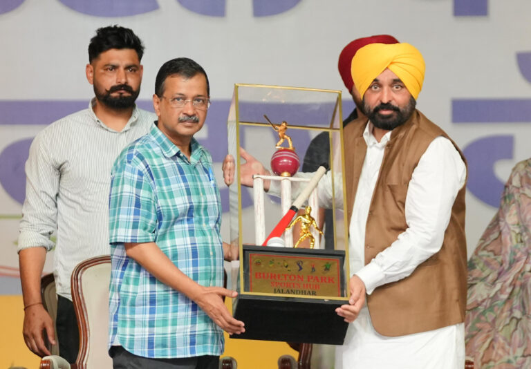 Punjab’s Rugby Boom: Arvind Kejriwal and CM Mann flag off 25,000-ball shipment to London for global games
