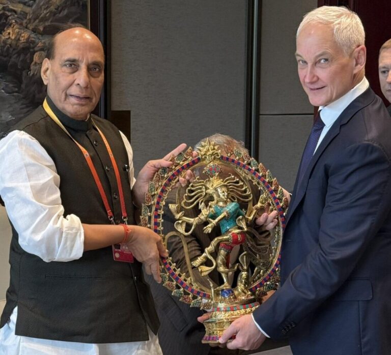 Rajnath Singh, Russian counterpart discuss S-400 deliveries