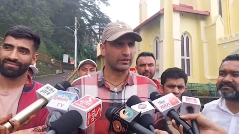 Himachal job seekers protest against trainee scheme