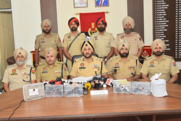 Arms smuggling kingpin among six held with weapons, hawala cash
