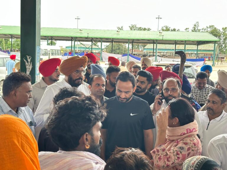 Meet Hayer urges PM to approve Rs 20,000 crore flood relief package