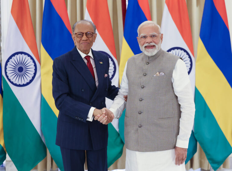 India announces 680 million dollars development package for Mauritius