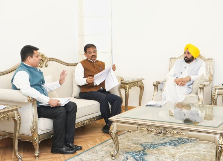 Punjab CM assures smooth paddy procurement in state