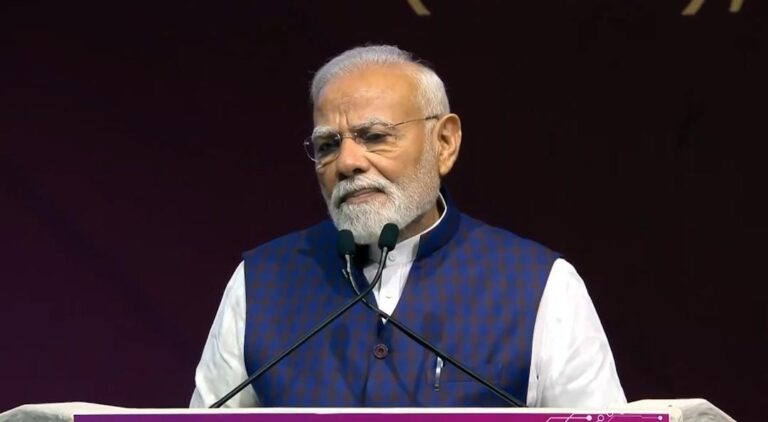 Nineteen dead in Andhra Pradesh bus mishap; PM condoles loss of lives