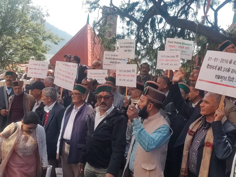 Pensioners threaten mass protest over unpaid arrears and medical bills
