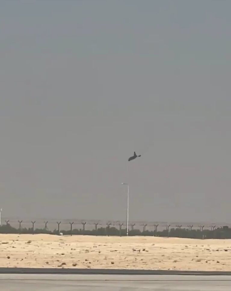 Tejas crashes at Dubai Air Show, pilot killed