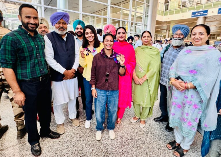 Harleen Deol, Amanjot Kaur receive grand welcome in Punjab after historic victory