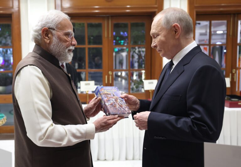 PM Modi gifts Bhagavad Gita to President Putin