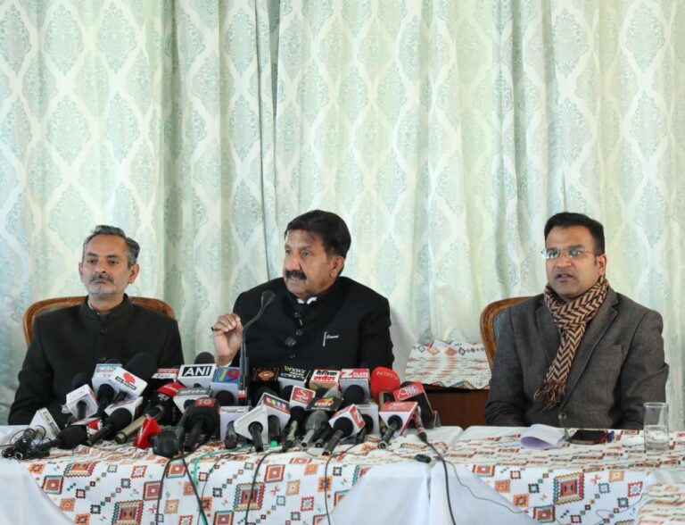 HRTC to phase out 500 old buses, clear staff and pension dues: Mukesh Agnihotri