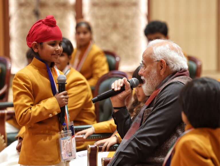 India draws strength from sacrifice of Guru Gobind Singh, Sahibzadas: PM