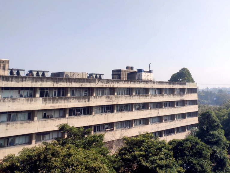 Minimum temperatures stay above normal in Punjab