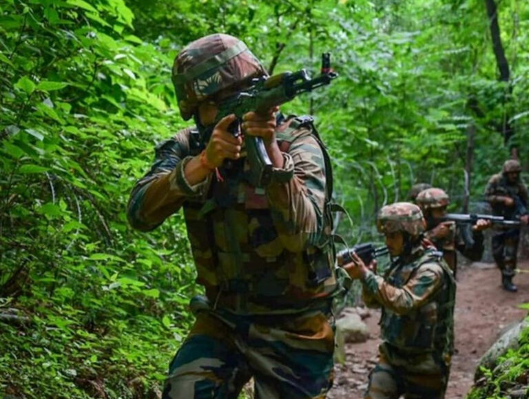 Mobile internet services remain suspended in  Kishtwar