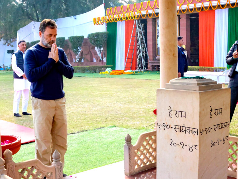 Gandhi a way of thinking which ideology of hate unsuccessfully tried to erase: Rahul