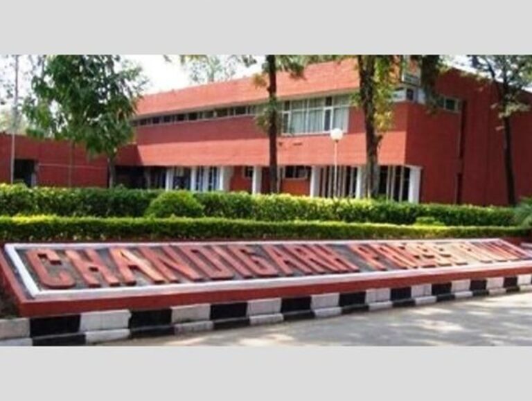 Chandigarh Press Club demands withdrawal of FIRs against journalists