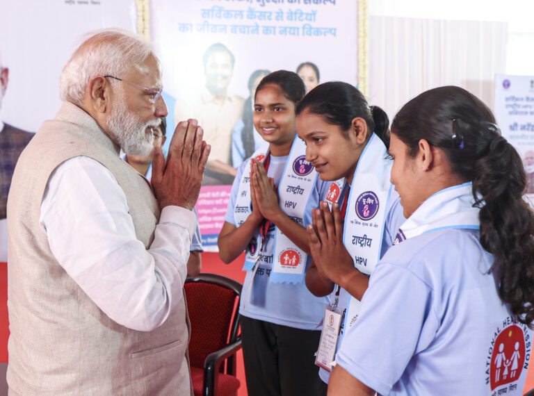 PM launches nationwide HPV vaccination drive for 14-year-old girls