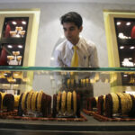 Precious metal prices declined sharply in Delhi