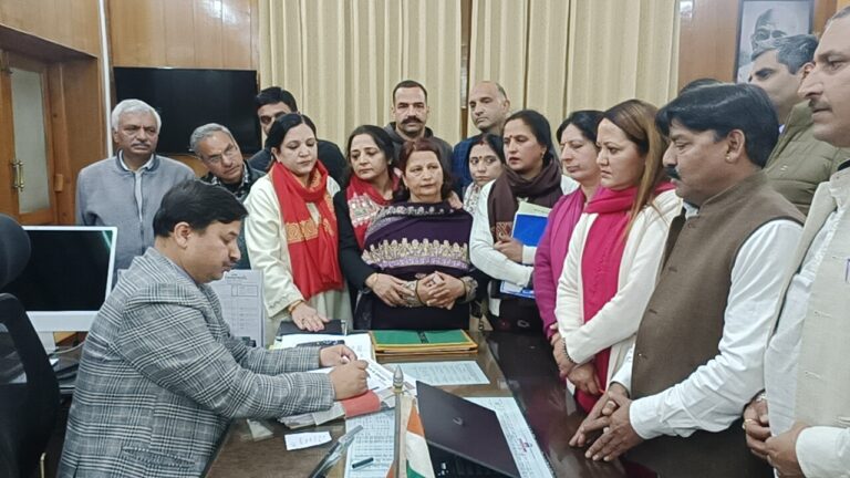 Shimla Mayor presents budget amid opposition walkout