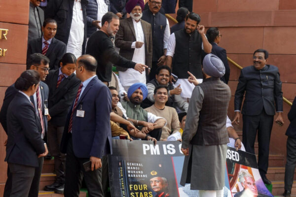 Rahul calls Bittu 'traitor', Union minister retorts with 'desh ke dushman' jibe