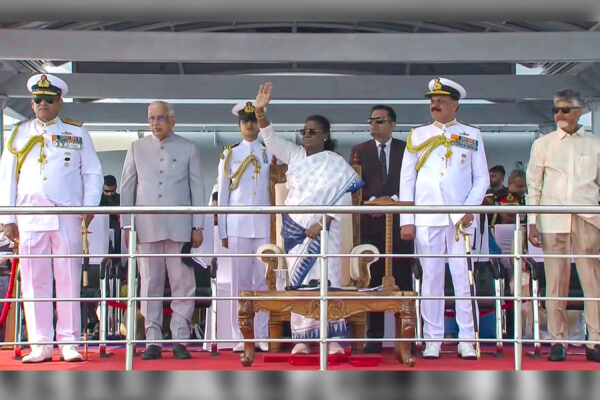 Droupadi Murmu hails Indian Navy at International Fleet Review in Visakhapatnam