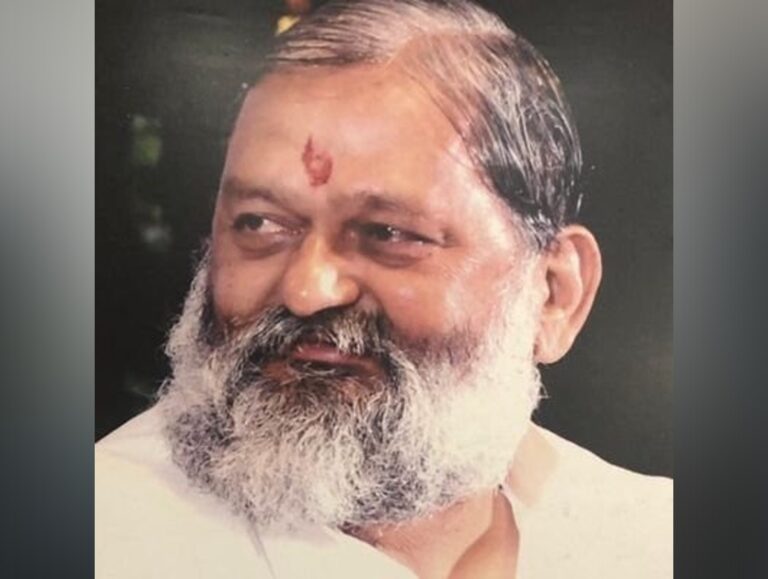 Haryana minister Vij in tense exchange with Kaithal SP Upasna over suspension of cop
