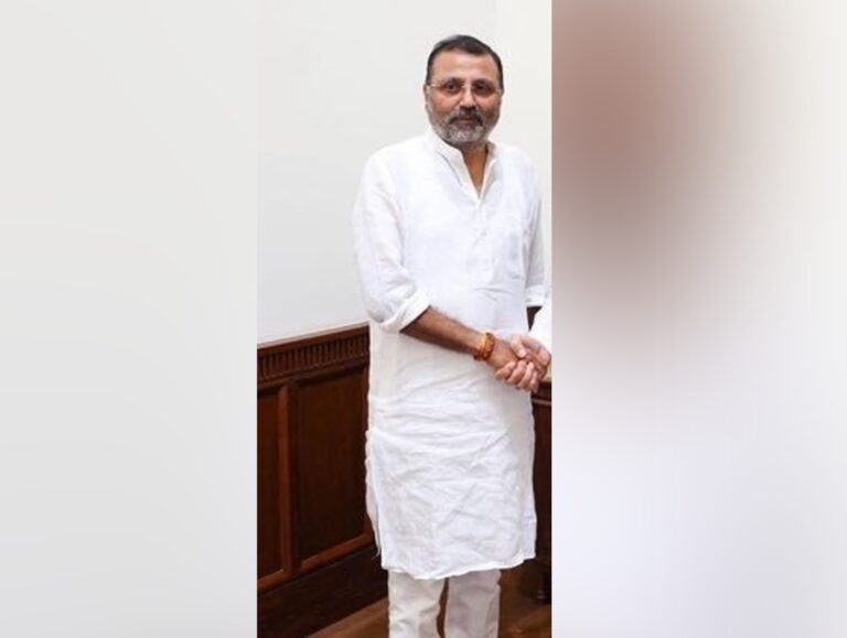 BJP’s Nishikant Dubey submits notice to move motion against Rahul in LS