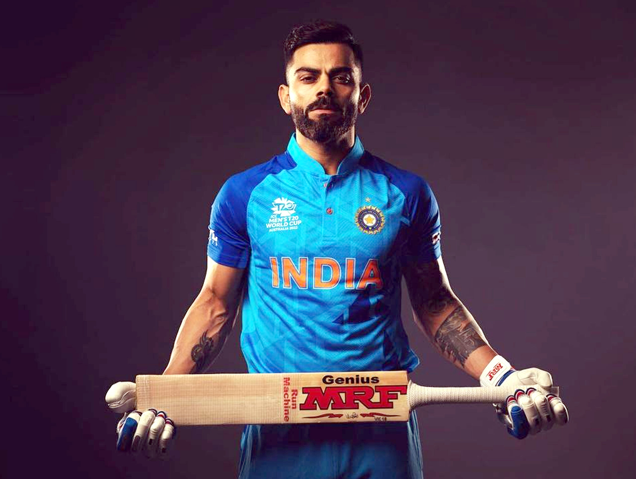 Virat Kohli, Anushka Sharma visit spiritual leader at Vrindavan