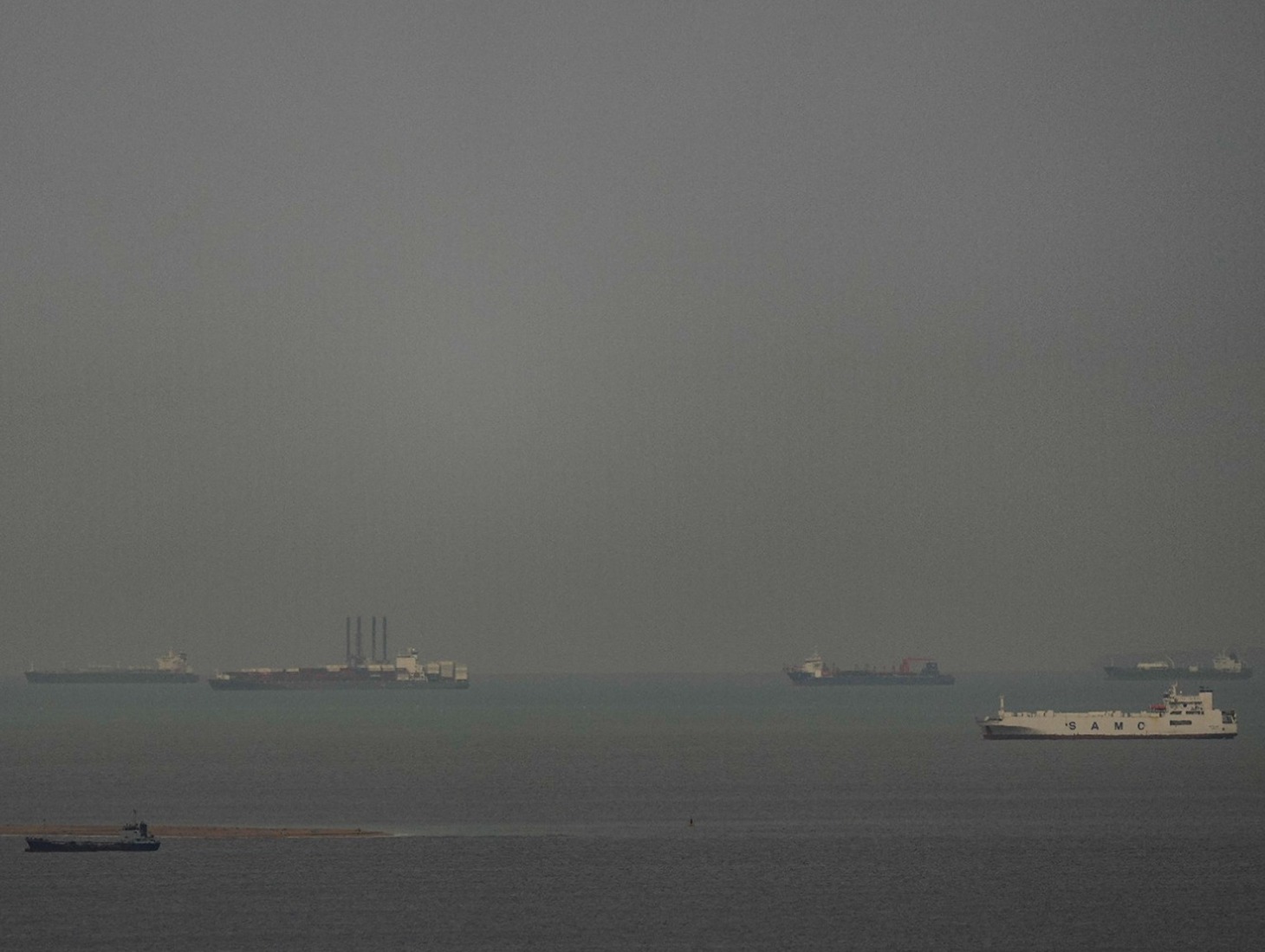 Iran Allows Aid Through Strait of Hormuz Amid Ongoing Conflict