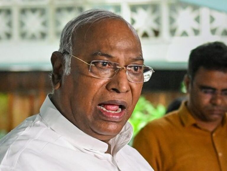 Kharge to Rijiju: Call all-Party meet on Women’s Reservation Act