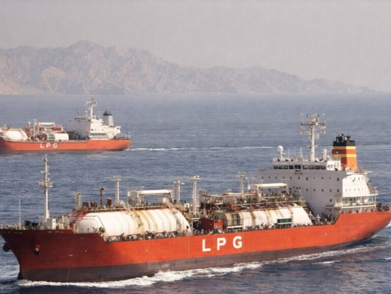 Two more Indian-flagged LPG tankers set to cross Strait of Hormuz