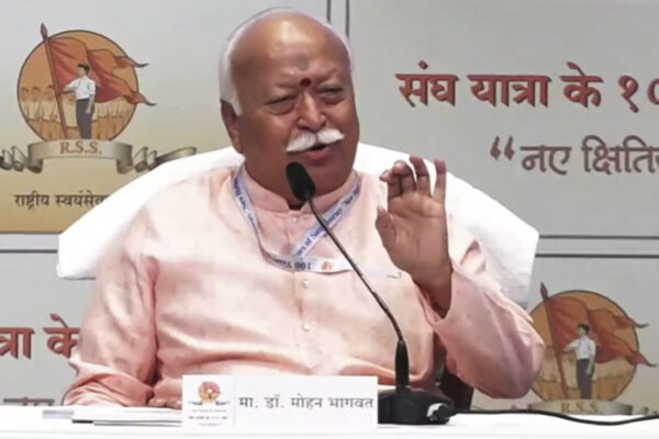 RSS chief Mohan Bhagwat i