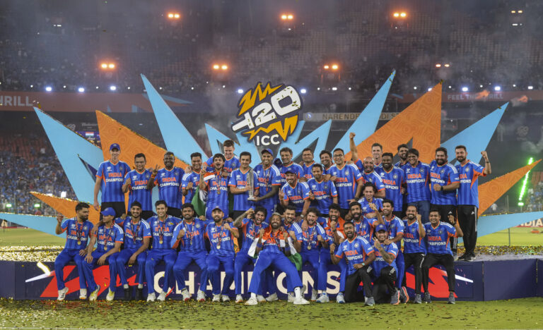 India bulldoze New Zealand to lift third T20 World Cup title