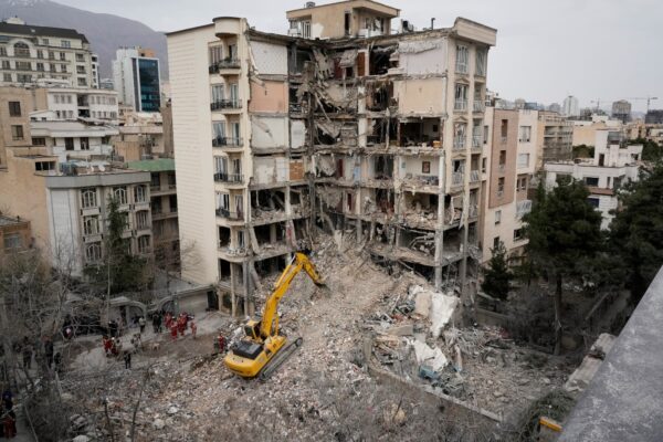 Missile Strike on Tel Aviv Escalates Conflict as US-Iran Talks Remain Unclear