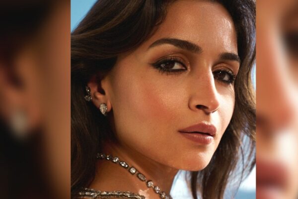 Yash Raj Films sets Alia Bhatt