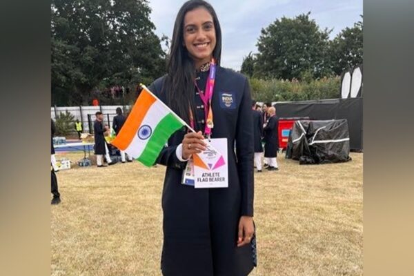 Sindhu lands back in Bengaluru