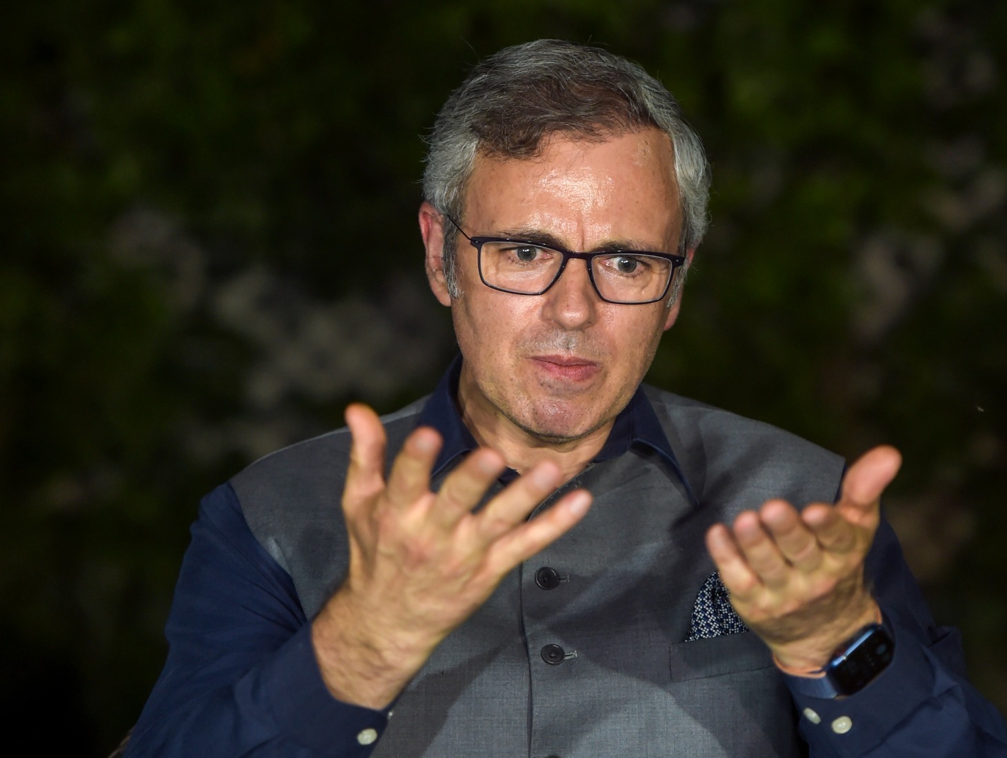 Omar Abdullah: Unpredictable weather hurting J&K farmers