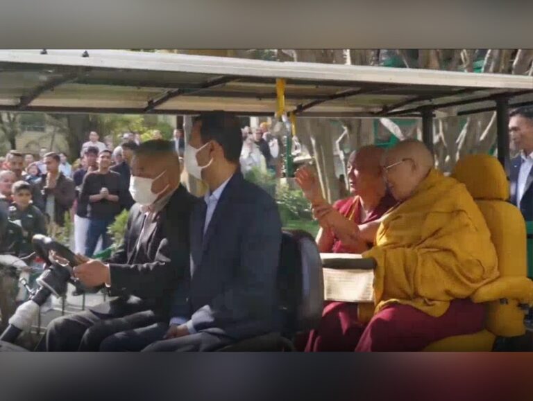 Dalai Lama grants special audience to Mongolian devotees in Dharamsala