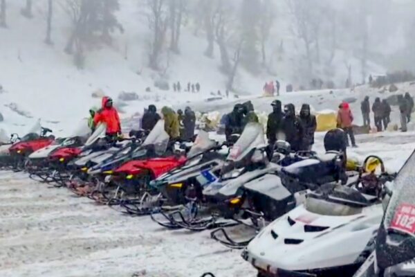 IGP Kashmir Reviews Security