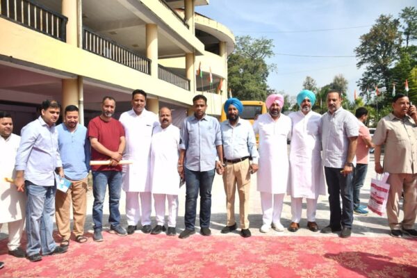 Congress camp in Gupt Ganga: Leaders tour villages, assess local issues and voter concerns